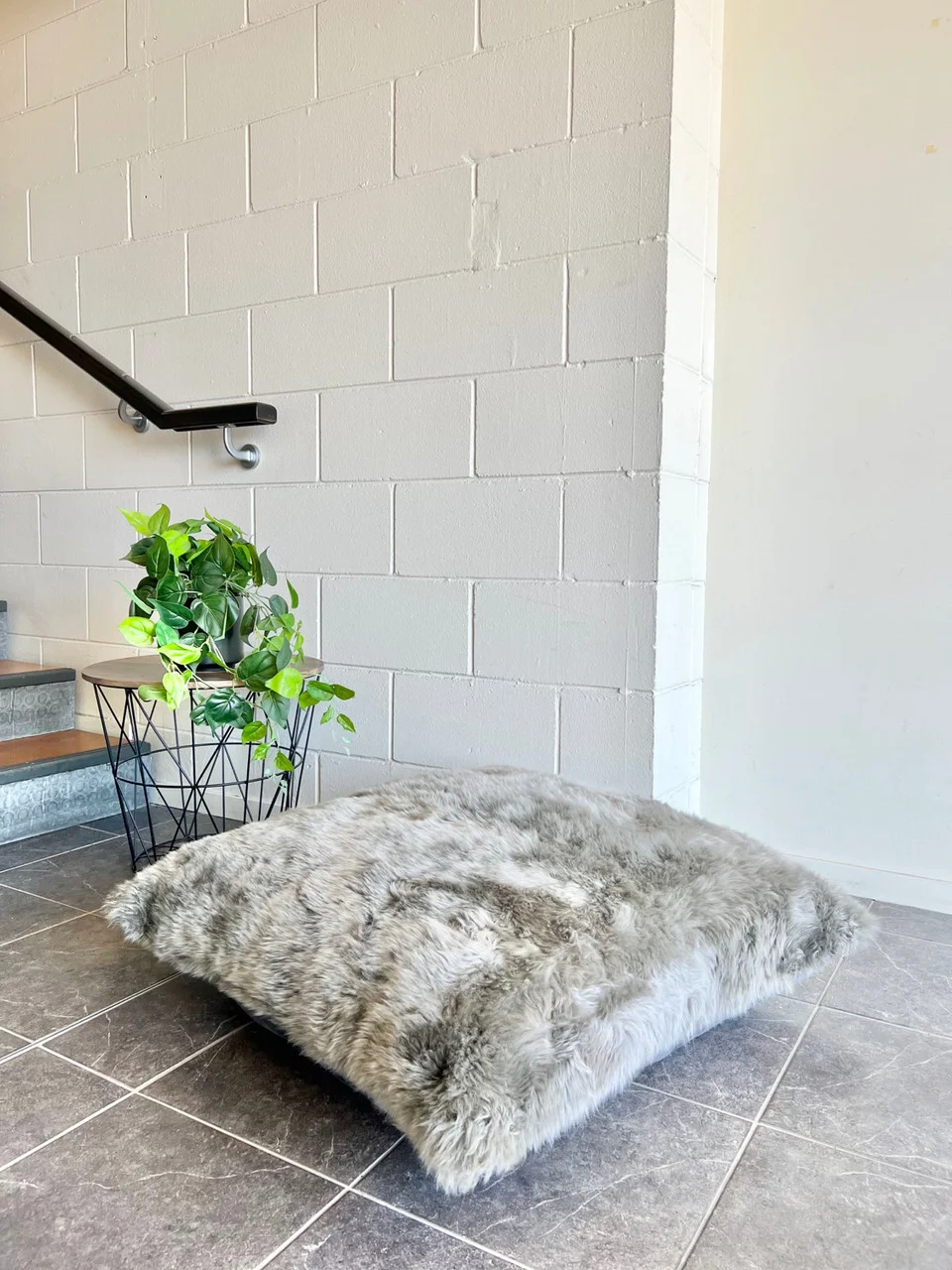 【包邮】【内胆需额外加20纽（可选）】Sheepskin Cushion Butterscotch Square 长毛羊皮方形坐垫靠垫 灰色 80cm*80cm