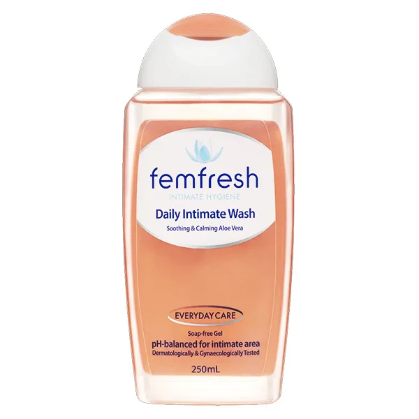 【因天气原因液体侧漏无法理赔】Femfresh（透明瓶）芳芯日常护理温和无皂女性护理液 250ml 保质期2027.8